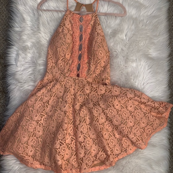Short Dress - Picture 1 of 2